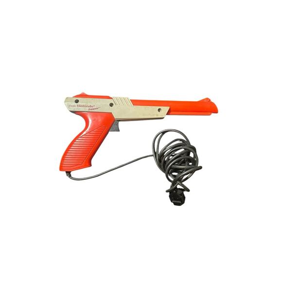Nintendo NES Light Gun Zapper Orange NES-005 And NES controller - Picture 2 of 5